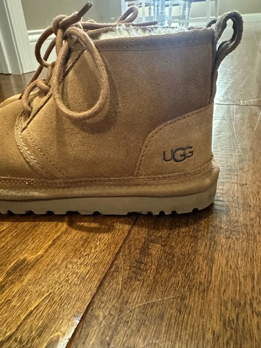 UGG Neumel Women’s lace up boots - Picture 9 of 12